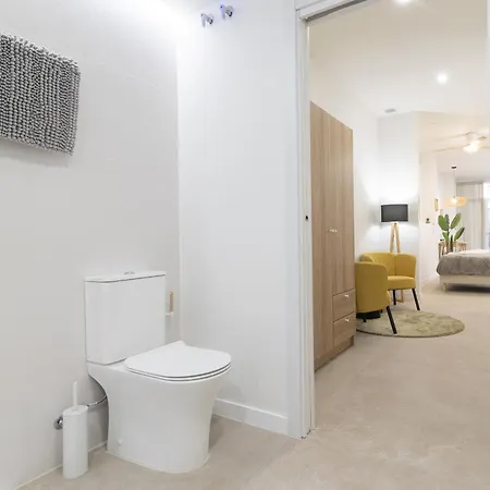 Apartment Rmz31 Loft - Espacioso Y Acogedor Estudio Con Terraza En Zona Ayora Valencia