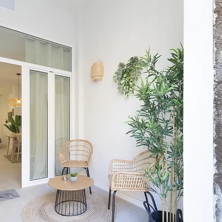 Rmz31 Loft - Espacioso Y Acogedor Estudio Con Terraza En Zona Ayora Apartment *