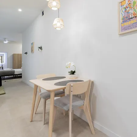 Rmz31 Loft - Espacioso Y Acogedor Estudio Con Terraza En Zona Ayora * Valencia