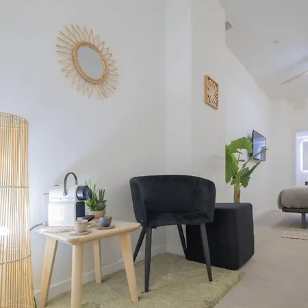 Apartment Rmz31 Loft - Espacioso Y Acogedor Estudio Con Terraza En Zona Ayora