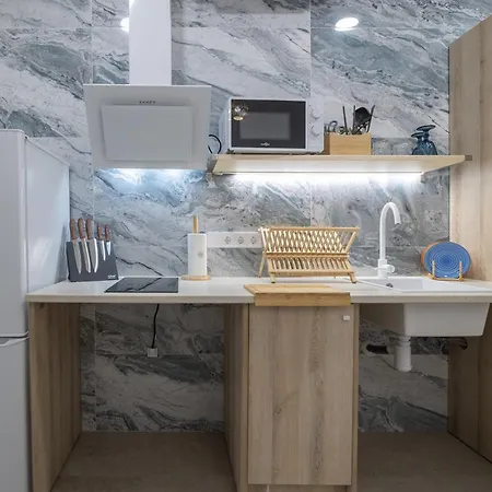 Rmz31 Loft - Espacioso Y Acogedor Estudio Con Terraza En Zona Ayora Apartment